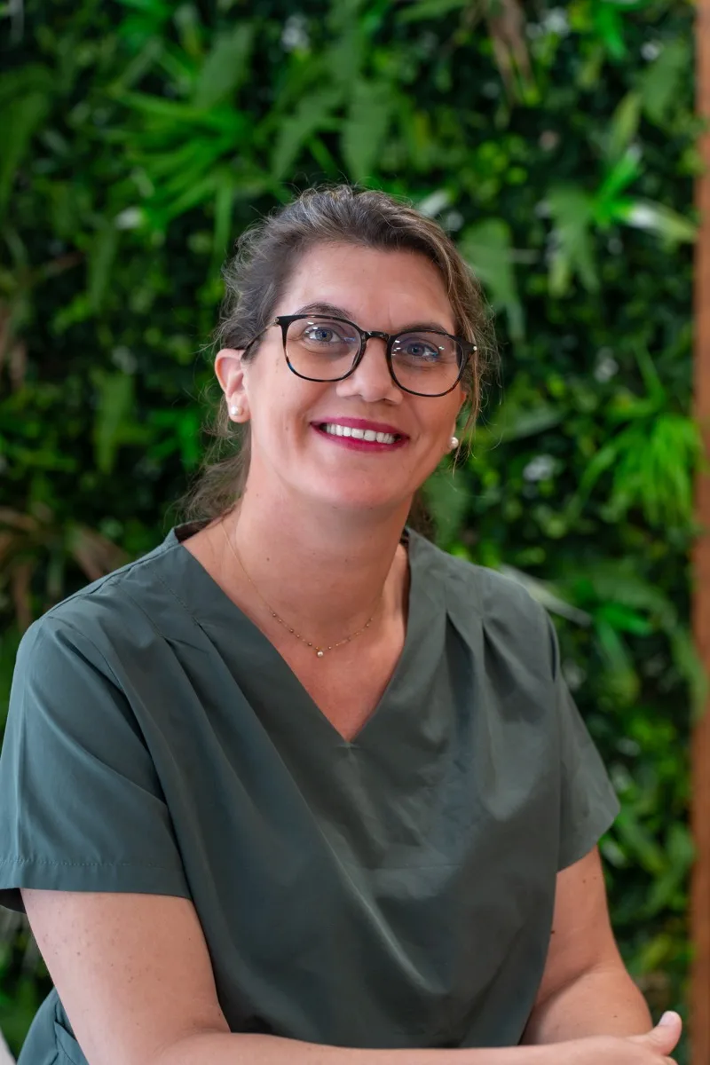 Claire, praticienne rituels corps et relaxation KréAura Spa